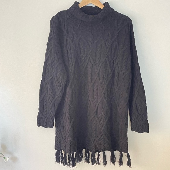 Yarndworks Chunky Handknit Mock Neck Black Sweater - Picture 8 of 8